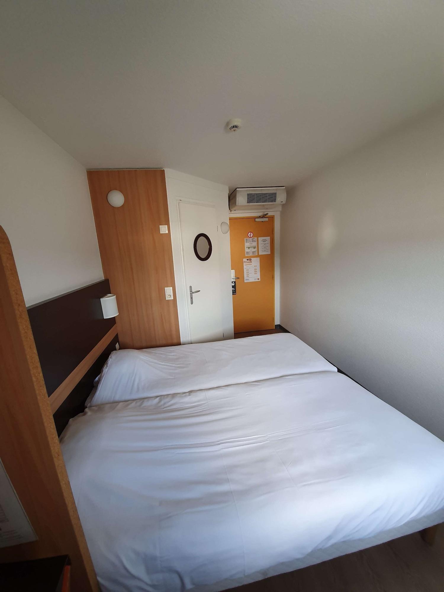 พรีเมียร์ คลาส แอนเนเมส วิลล์ ลา แกรนด์ Hotel วีลล์ลากรองด์ ภายนอก รูปภาพ